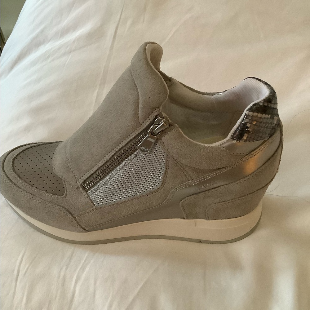 Suede Grey and white Wedge GEOX sneakers. New.smoke free and pet free home